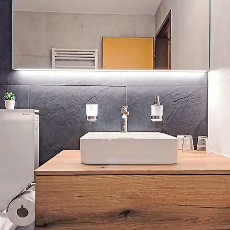 Apartamento Eiger Apt-a-425 By Interhome